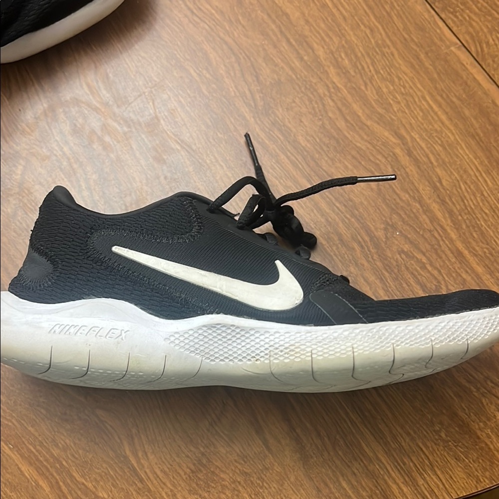 Nike Black and White Running Shoes